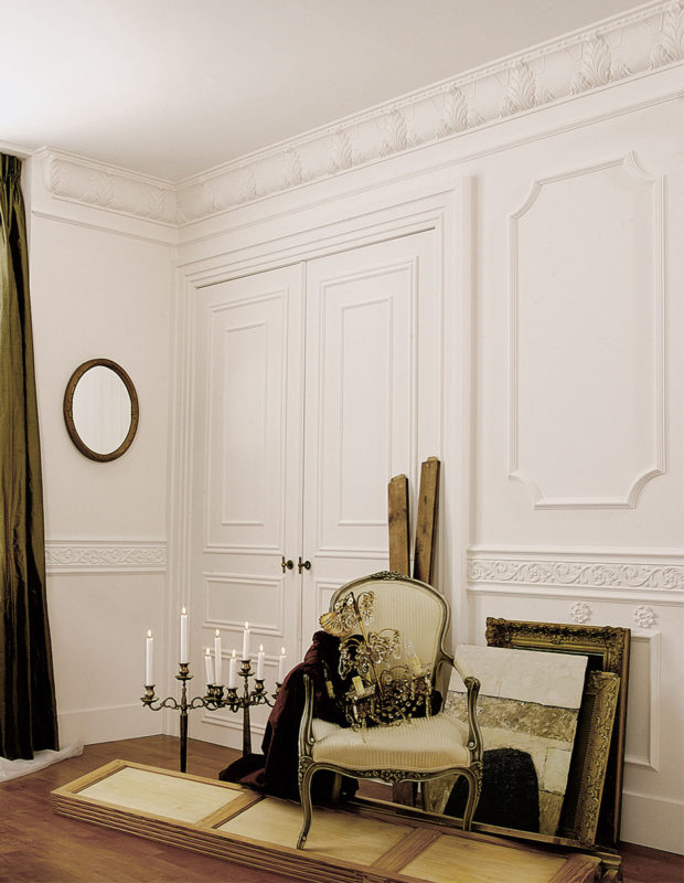Luxury interior design with classic moldings; Wall decor ideas; interior design inspiration