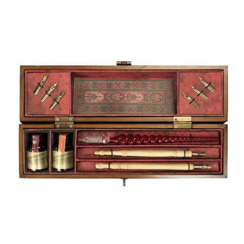 Beautiful Windsor Prose calligraphy writing set is a perfect gift for a calligraphy enthusiast, or to add a romantic touch to your home office decor.