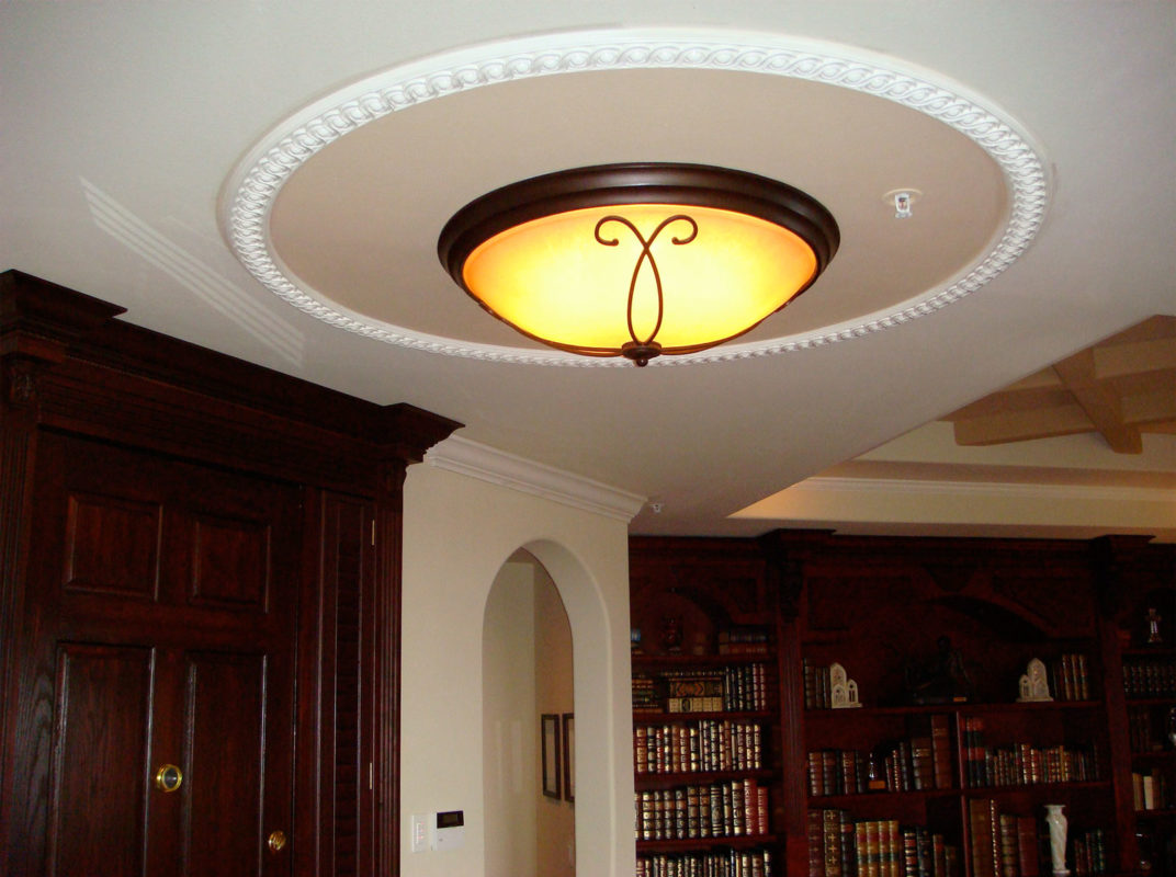 ceiling decor with Running coin ceiling rim; ceiling decor ideas